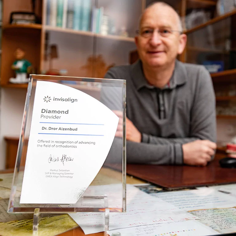 dental-sq_0052_pl-9932