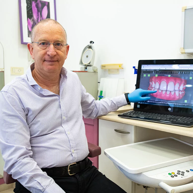 dental-sq_0063_pl-9831